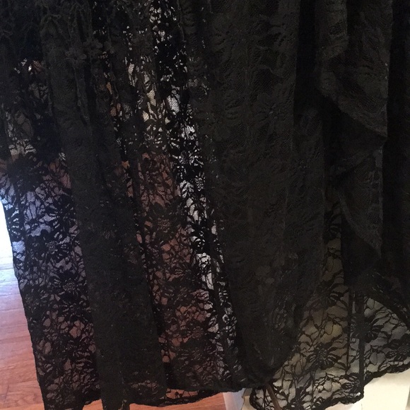 NWOT Priestess Robe, purchased brand new in Salem, Massachusetts - Picture 13 of 16